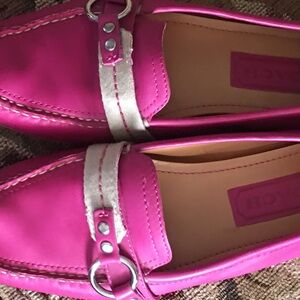 Beautiful Leather Coach Loafers in Fuschia - womens size 8.5 Medium